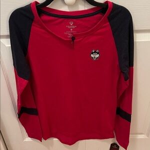 NWT Colosseum UConn Women’s Long Sleeve T-shirt